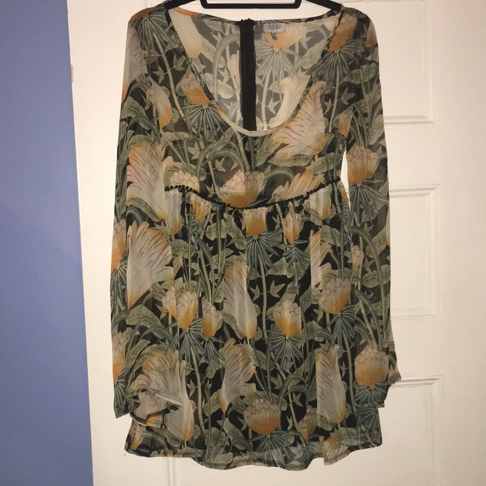 Tobi summer Floral Tunic/coverup/ mini dress
